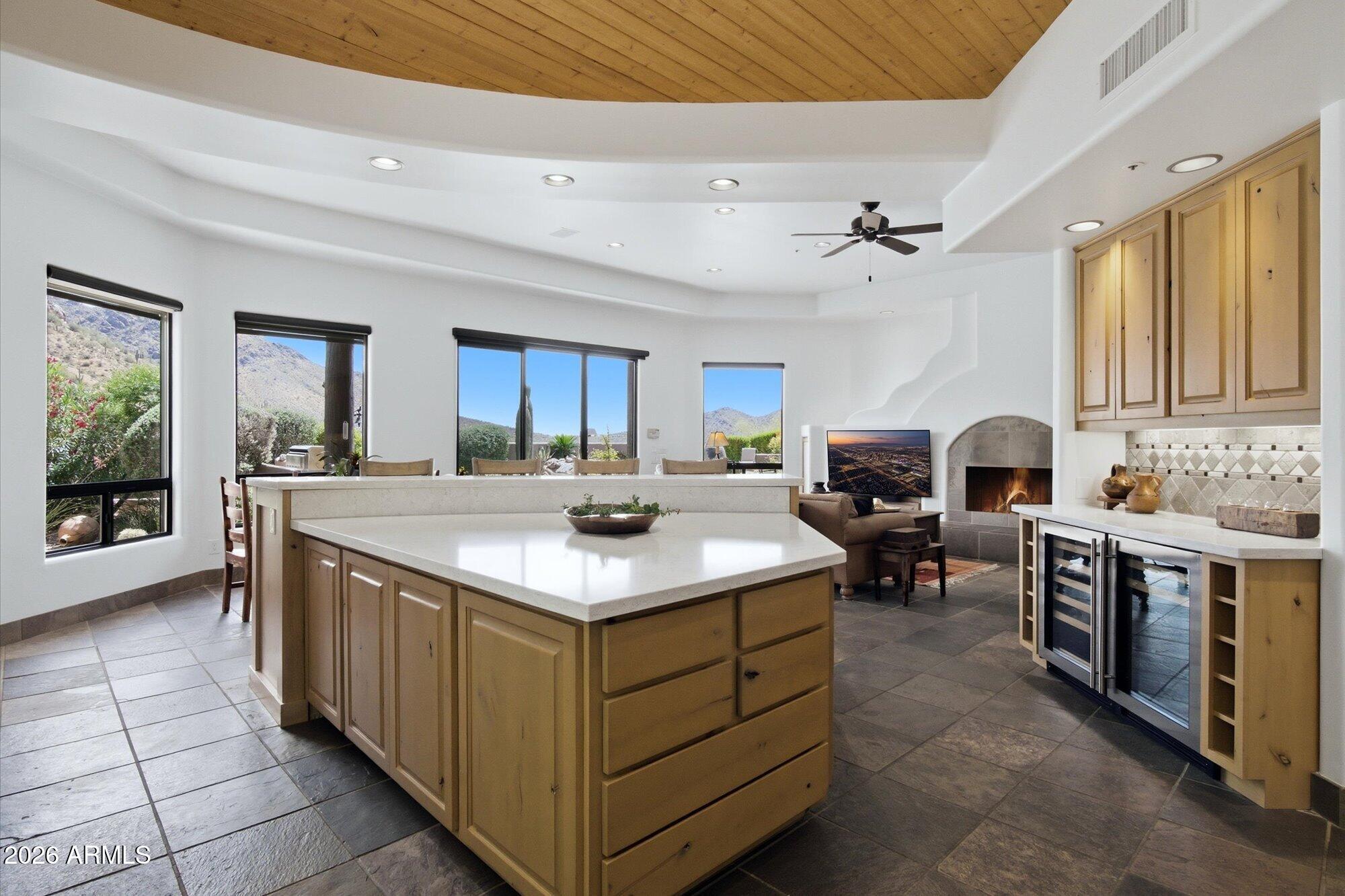 11453 E DE LA O Road