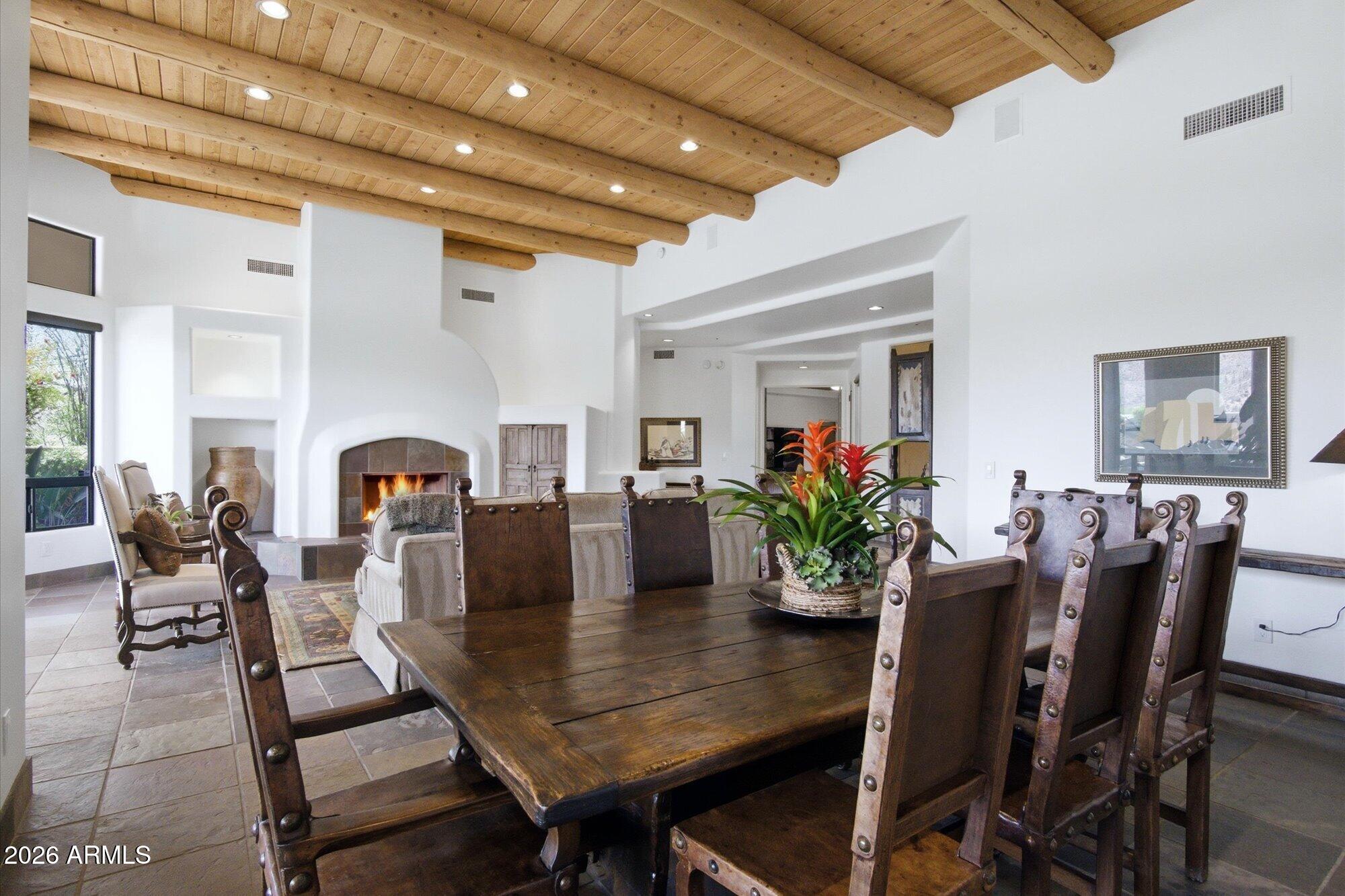 11453 E DE LA O Road