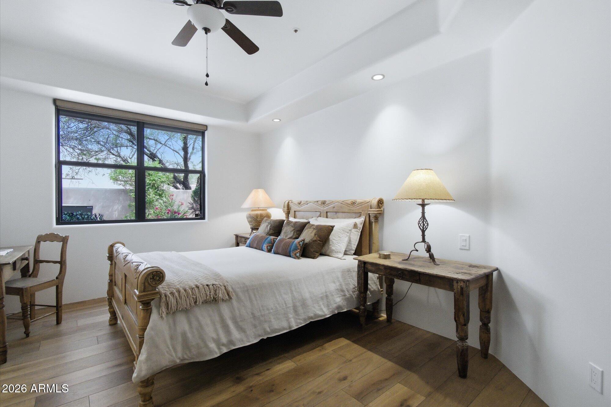 11453 E DE LA O Road