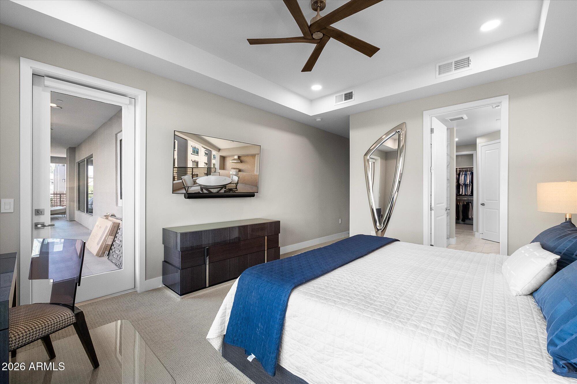 5250 E DEER VALLEY Drive 353