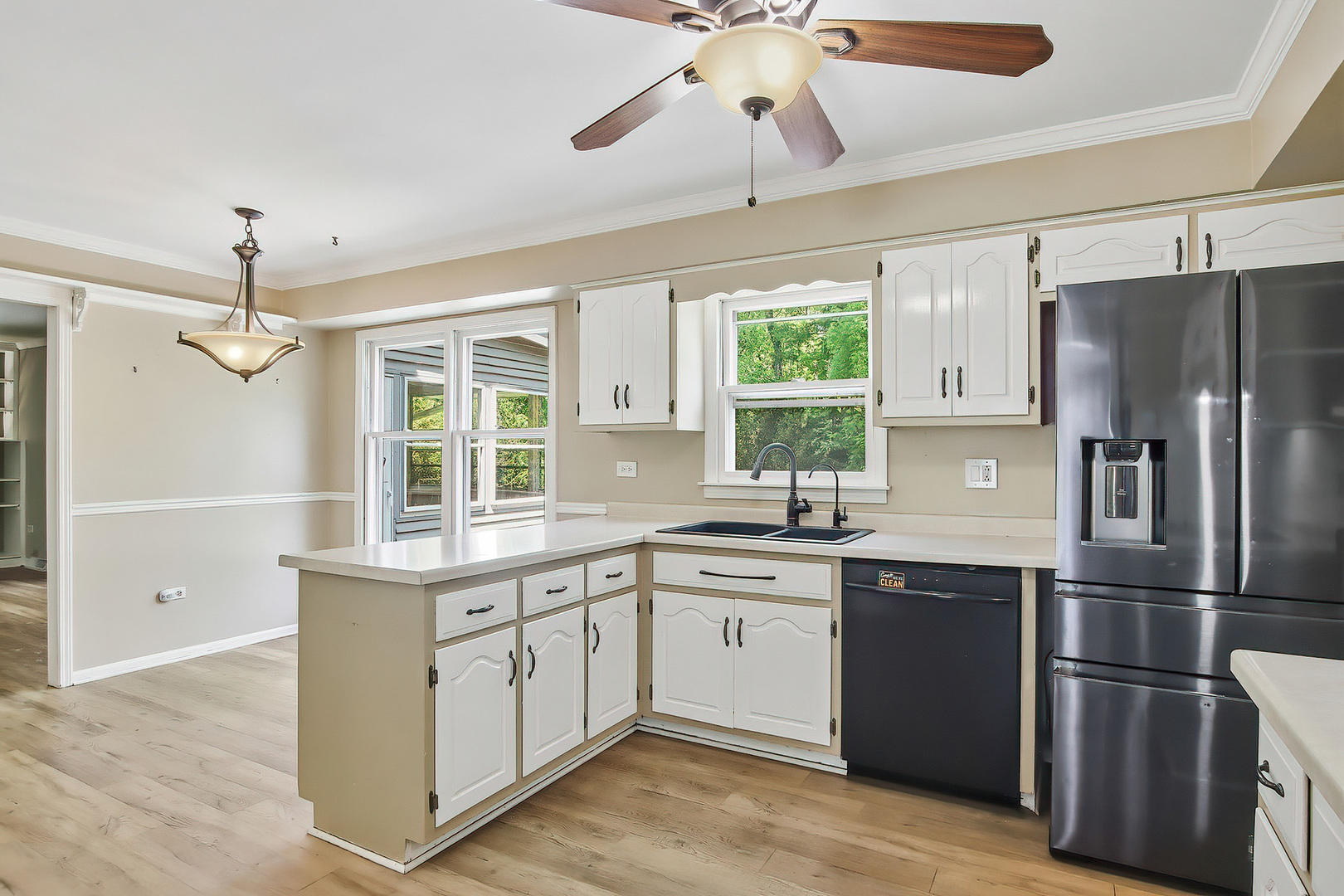 6710 Connecticut Trail