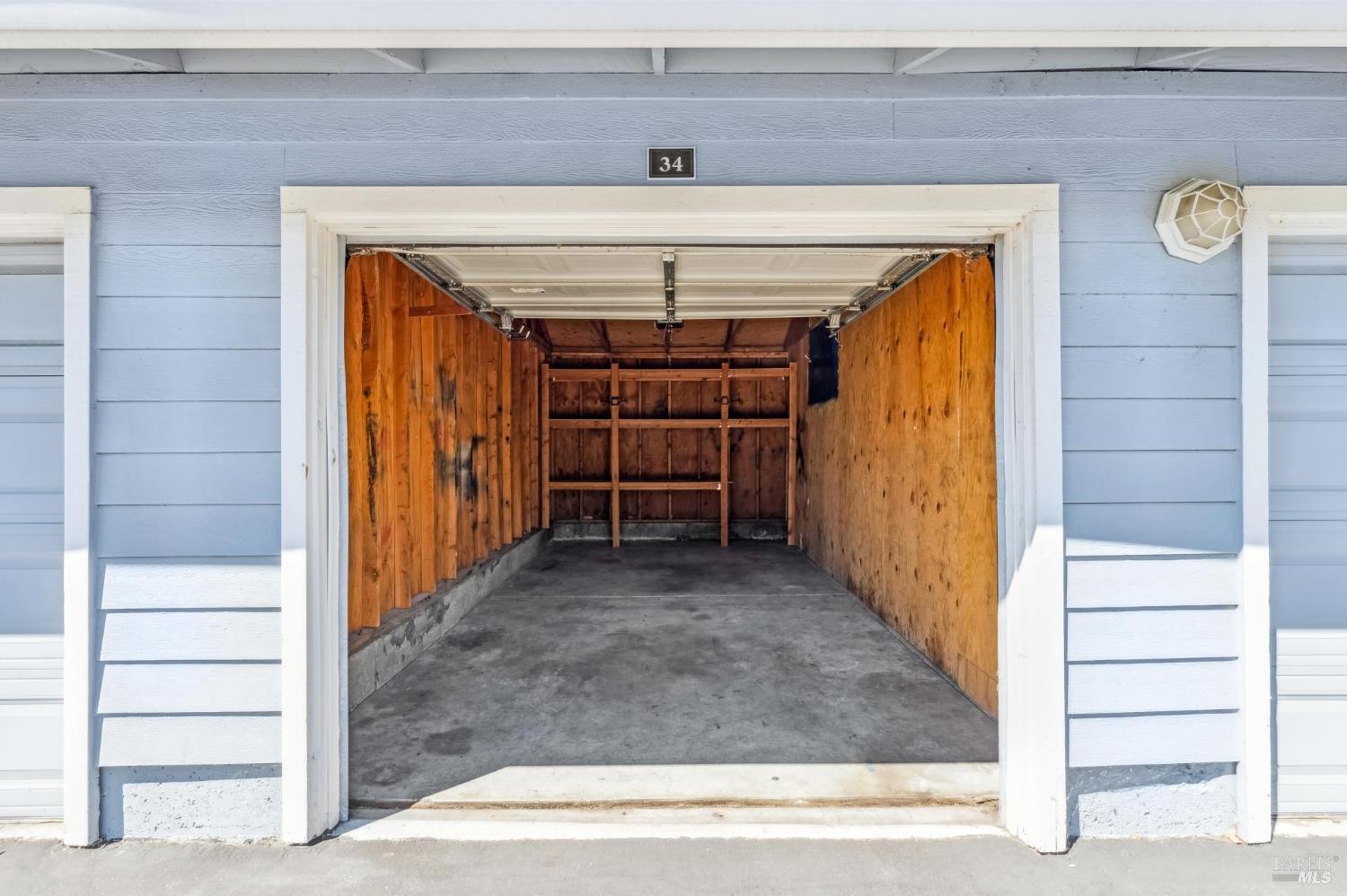 225 Burt St #34