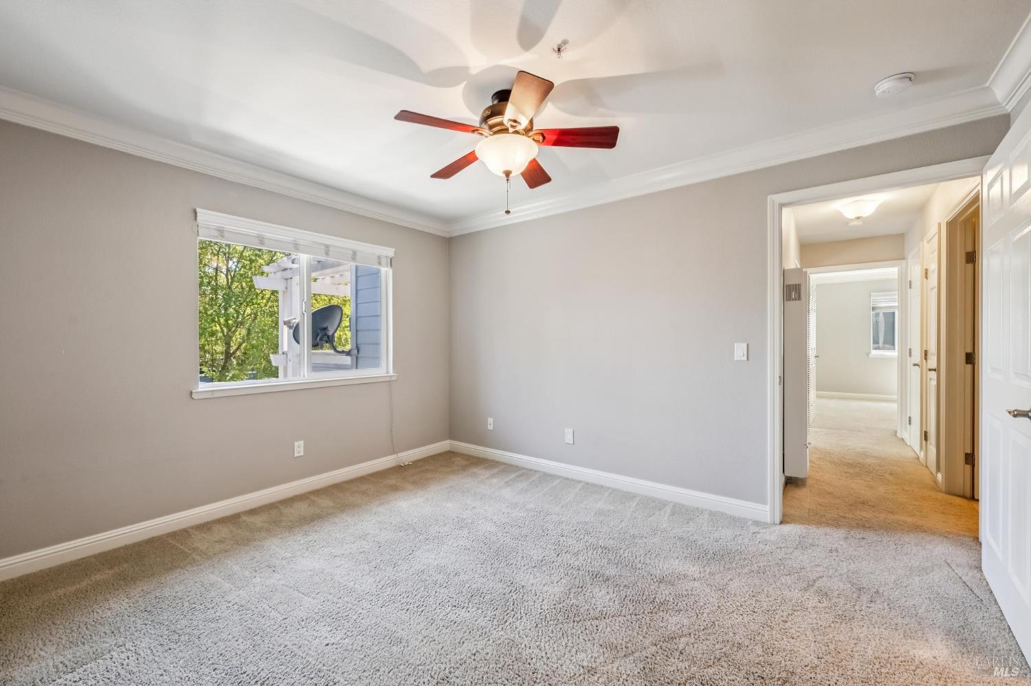 225 Burt St #34