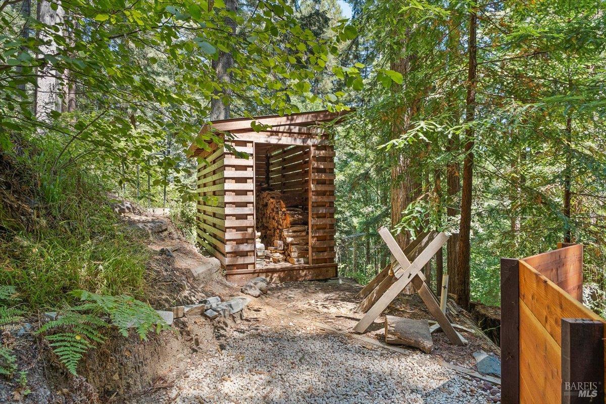 17900 Santa Rosa Ave