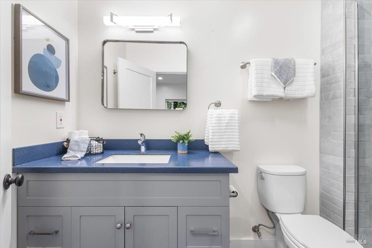 17900 Santa Rosa Ave