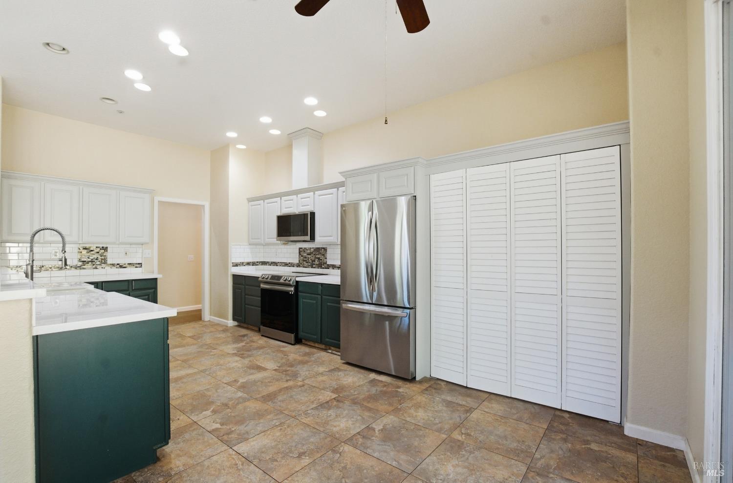 113 St Michael Court