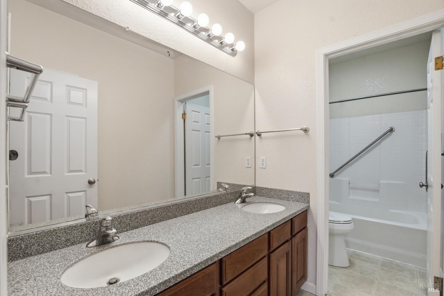 113 St Michael Court