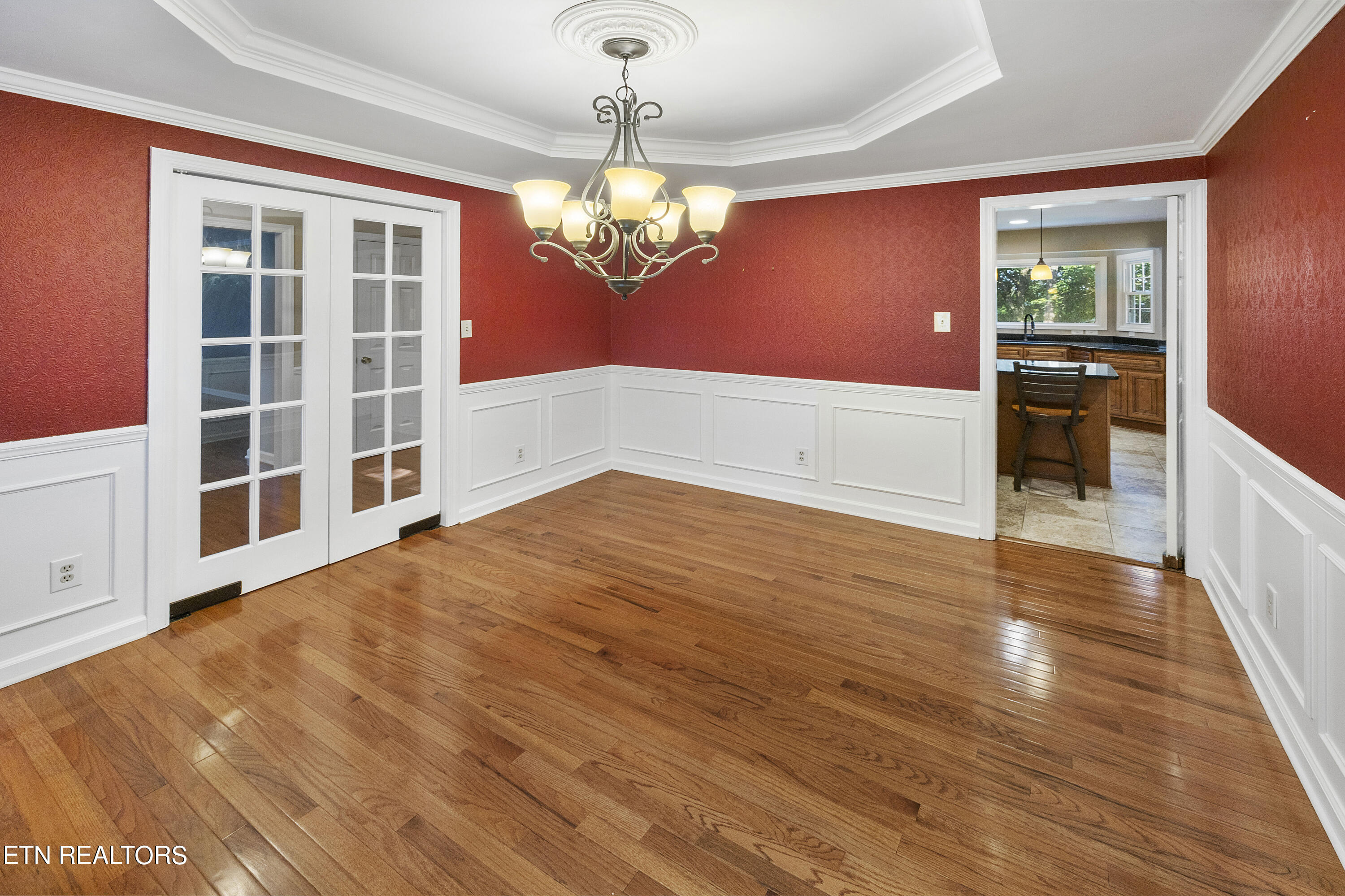 10825 Farragut Hills Blvd