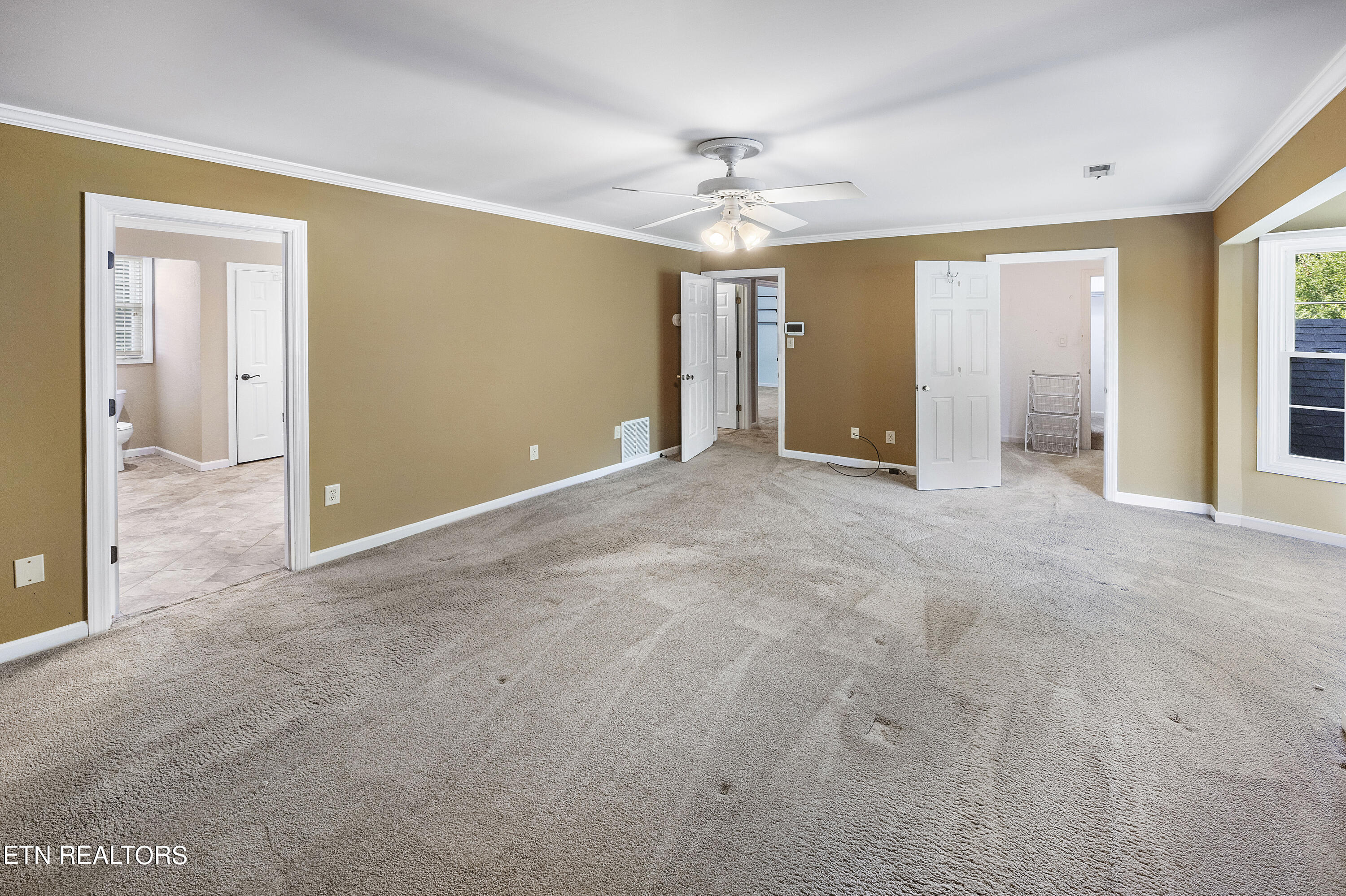 10825 Farragut Hills Blvd