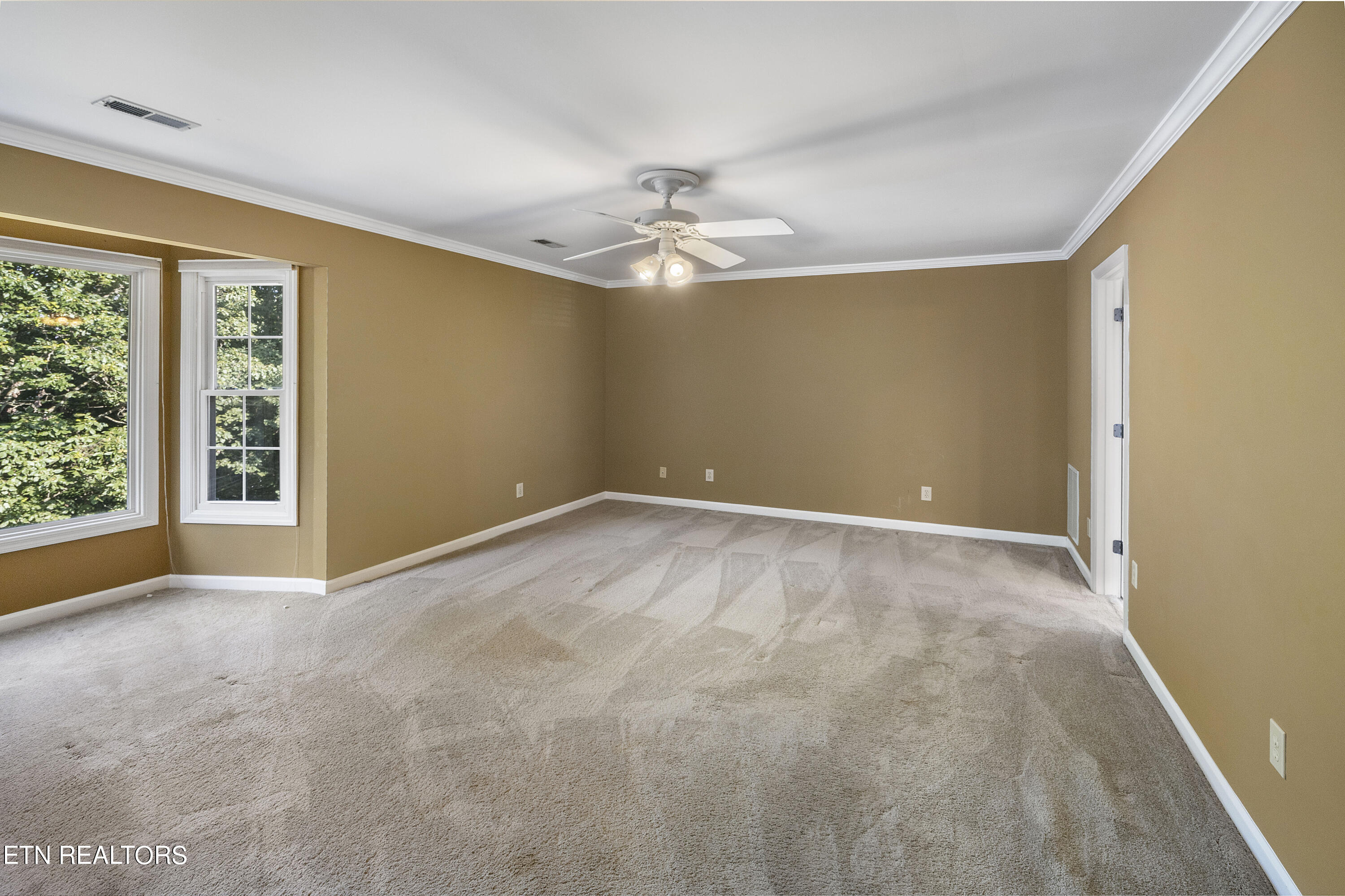 10825 Farragut Hills Blvd