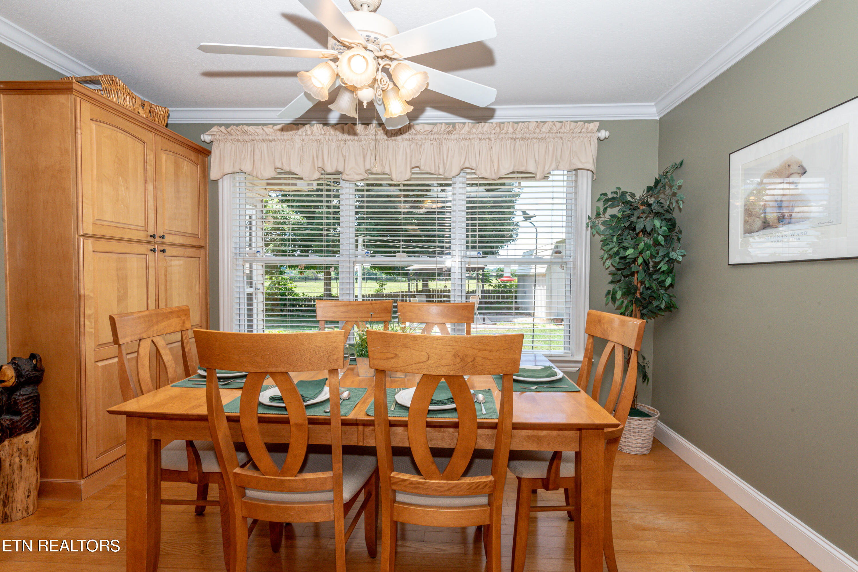 1117 Houston Springs Rd