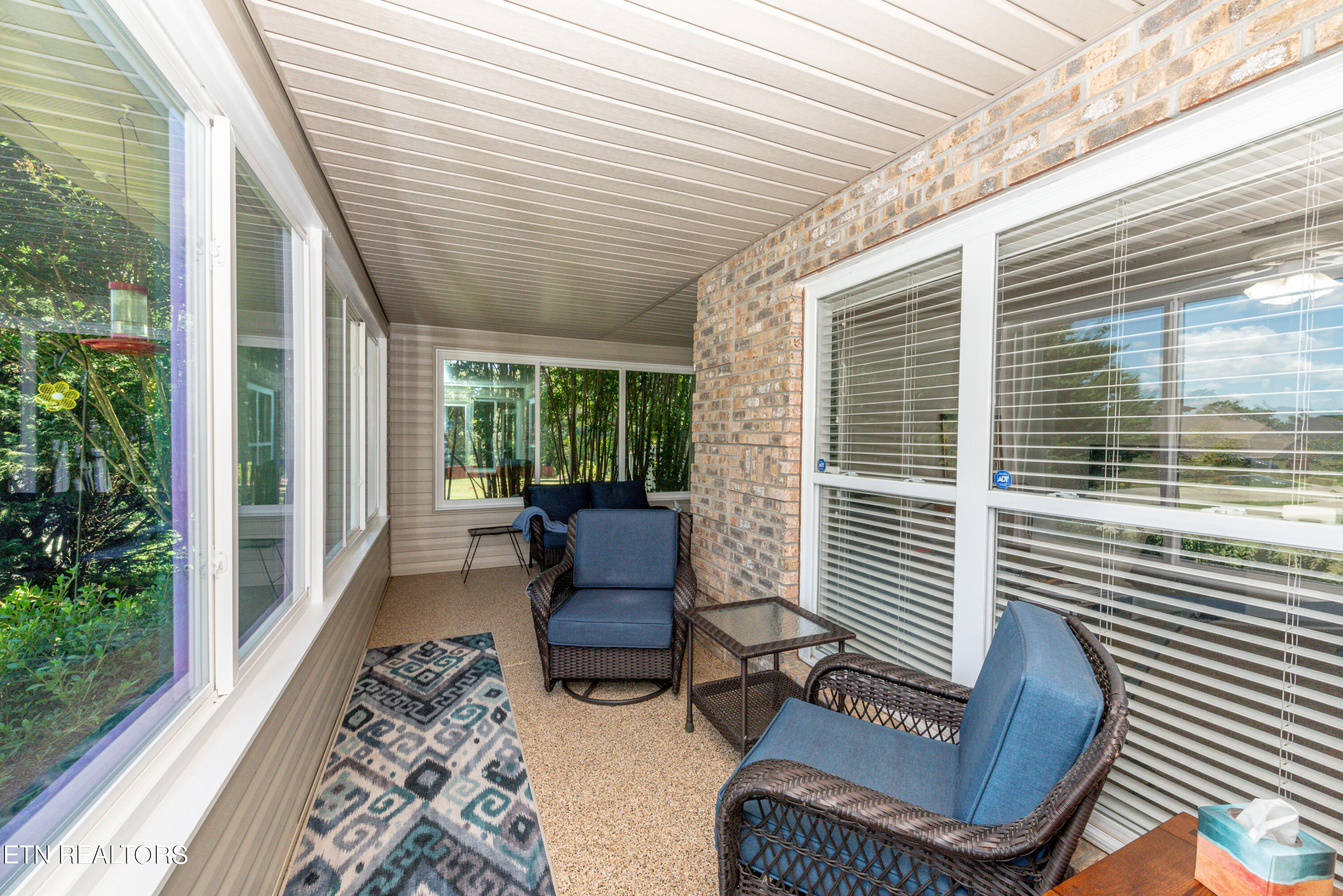 1117 Houston Springs Rd