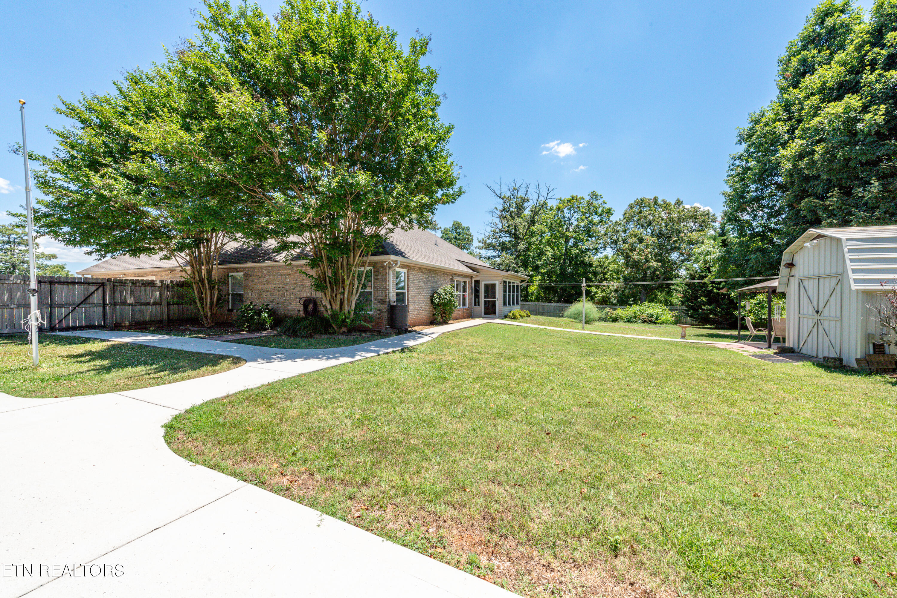 1117 Houston Springs Rd