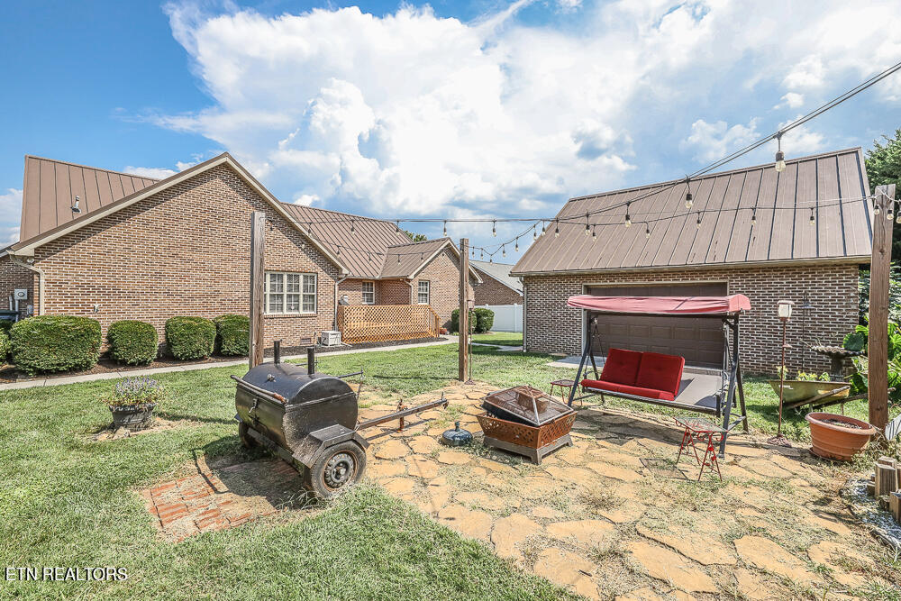 529 Sweet Briar Drive