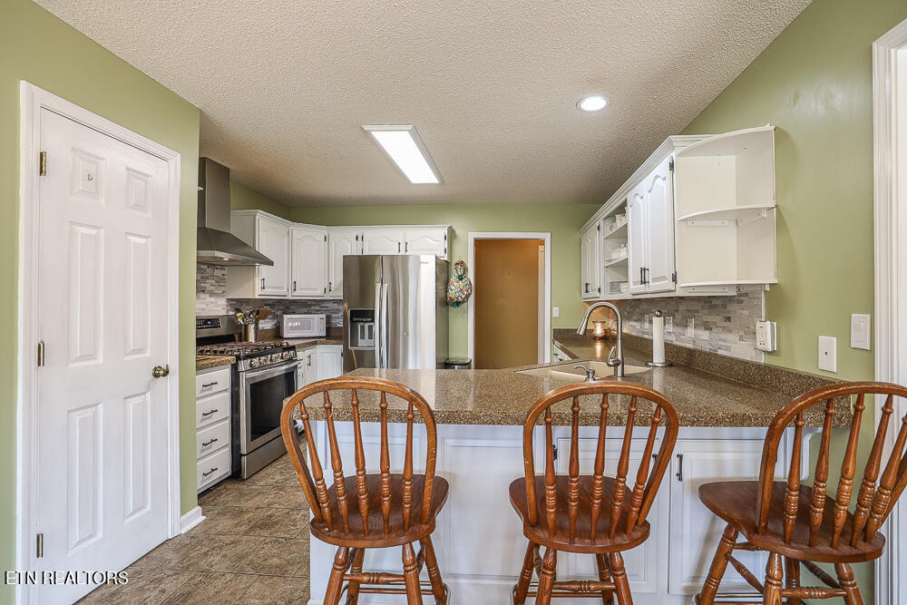 529 Sweet Briar Drive