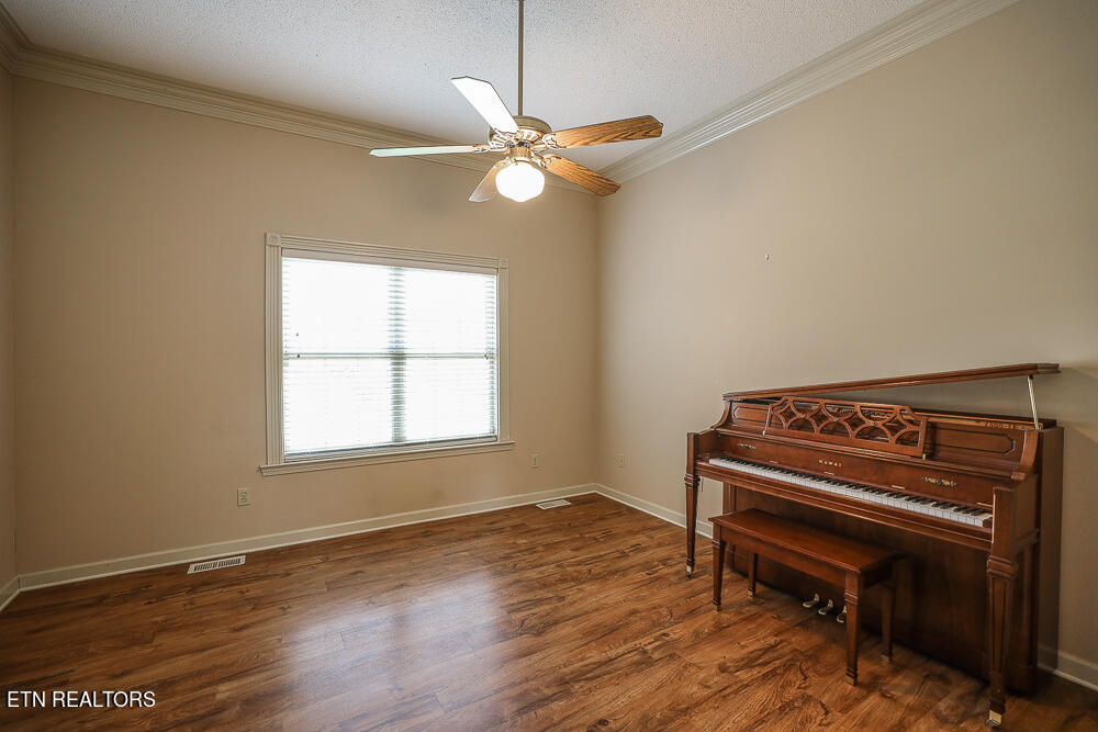 529 Sweet Briar Drive