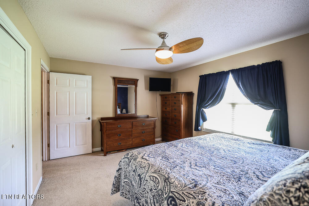 529 Sweet Briar Drive