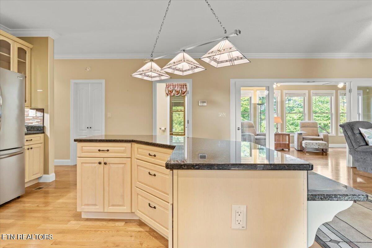 3817 Crescent Ridge Court