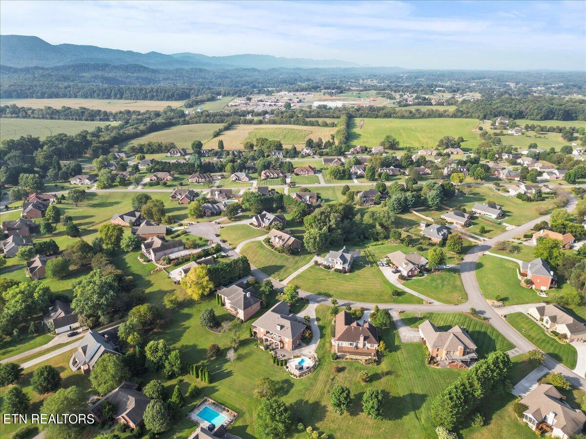 3817 Crescent Ridge Court