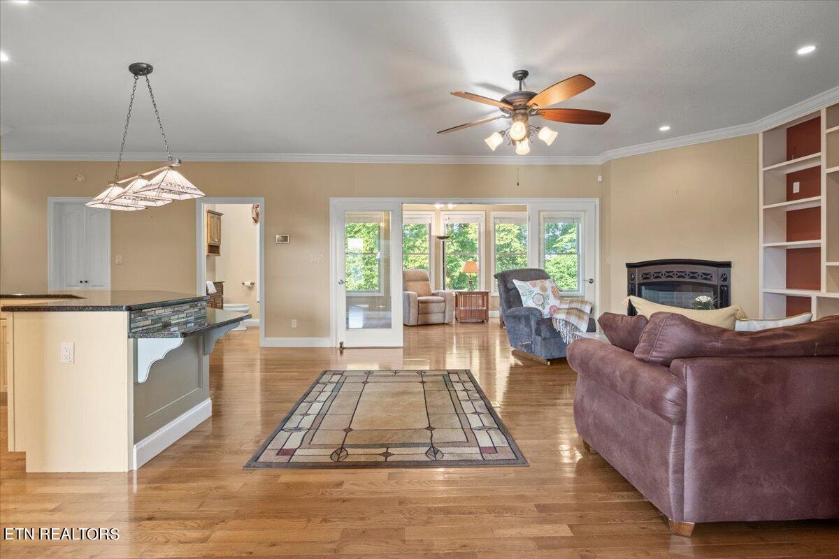 3817 Crescent Ridge Court