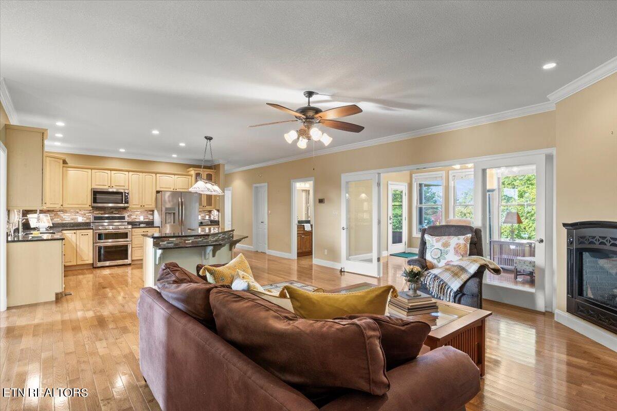 3817 Crescent Ridge Court