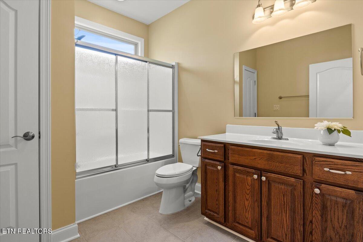 3817 Crescent Ridge Court