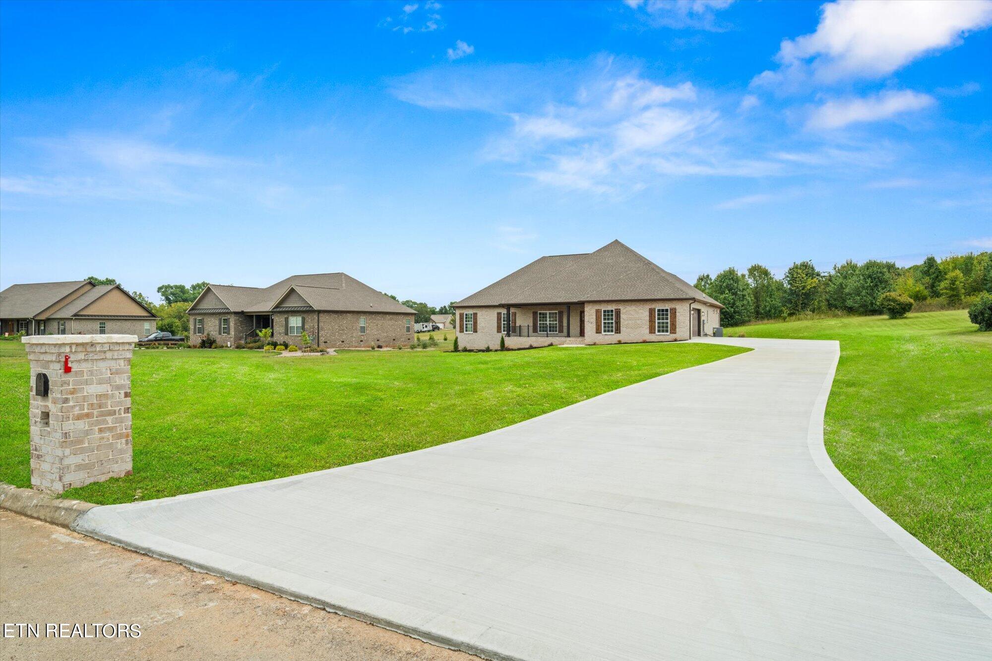 617 Majestic Mtns Blvd