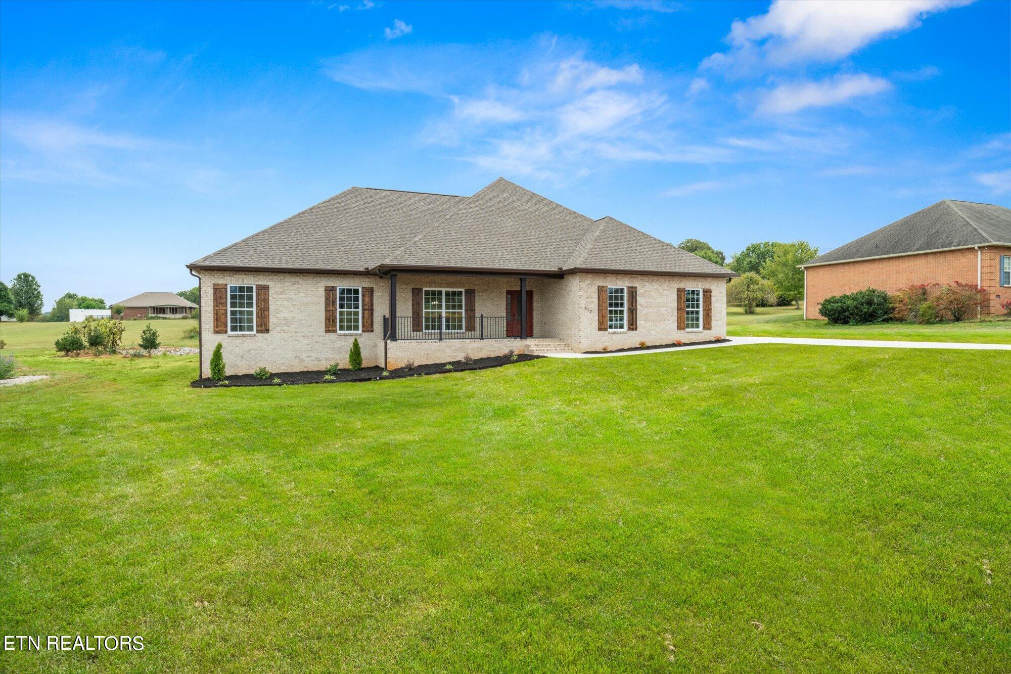 617 Majestic Mtns Blvd