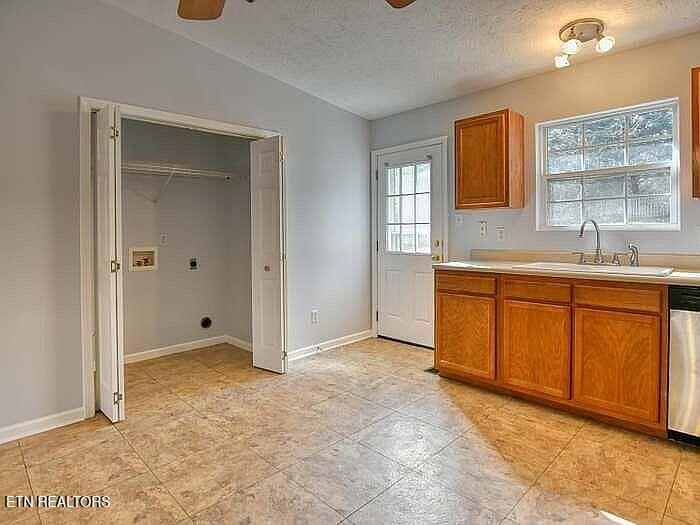6307 Quail Grove Lane
