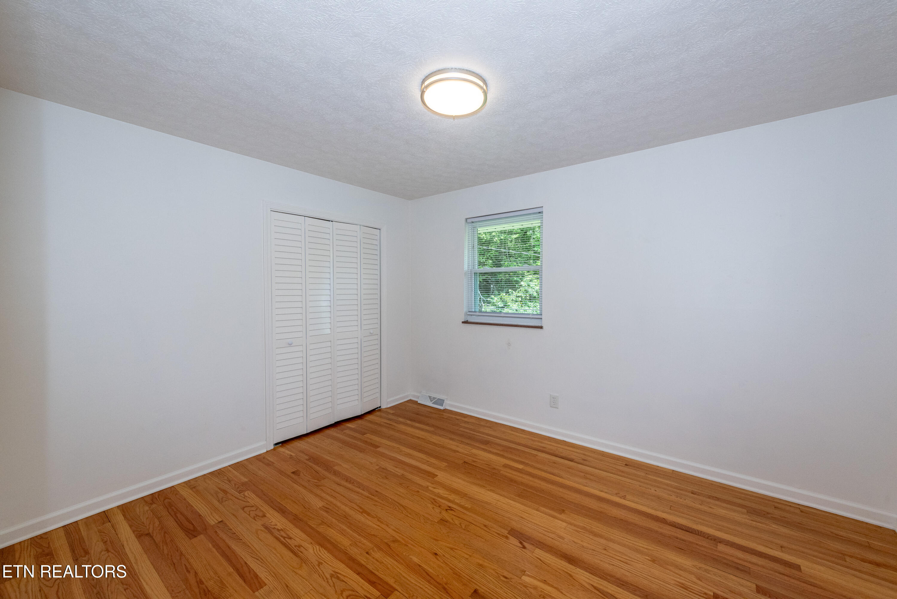 1881 E Old Topside Rd