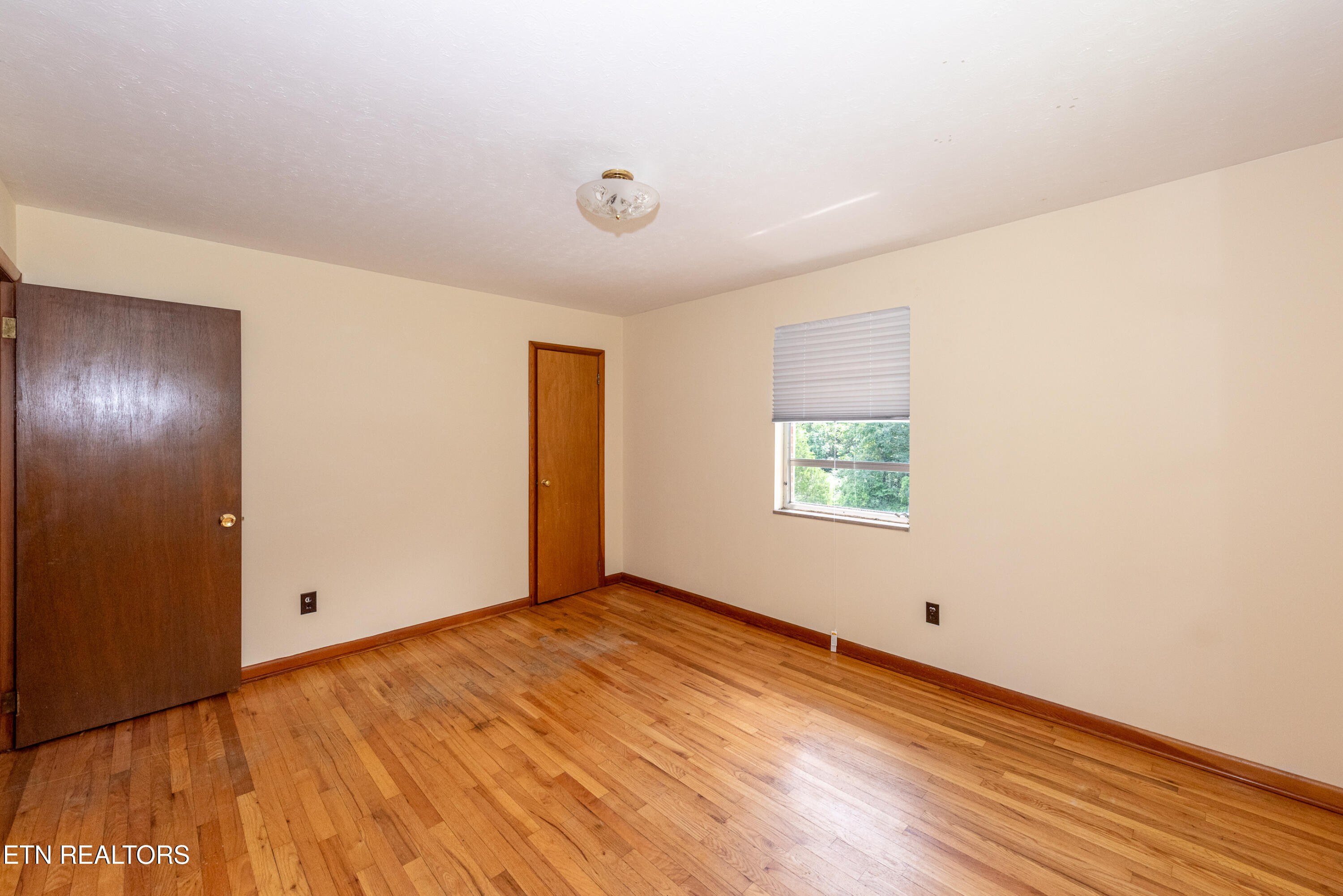 1216 Galyon Rd