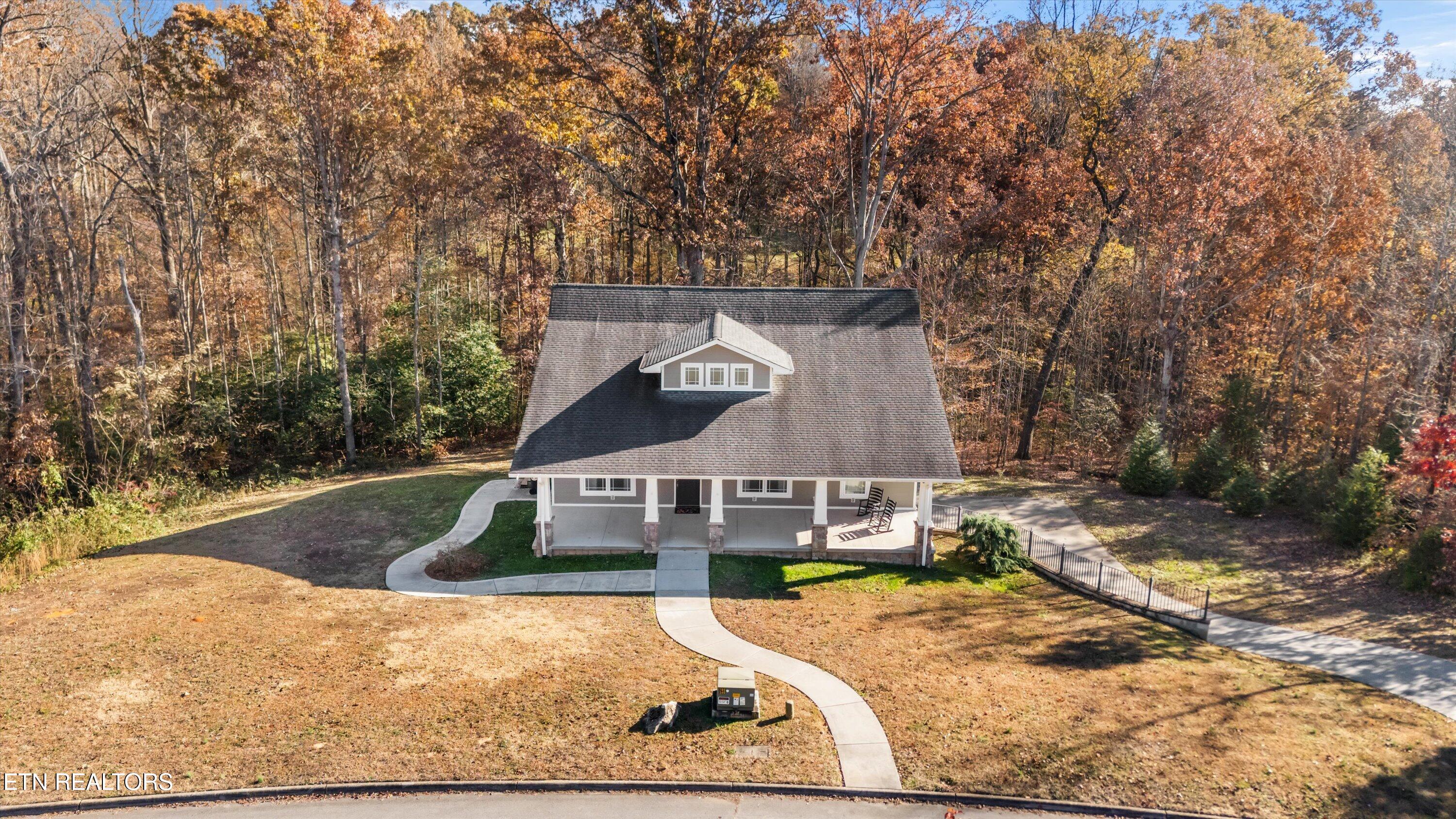 1059 Houston Springs Rd