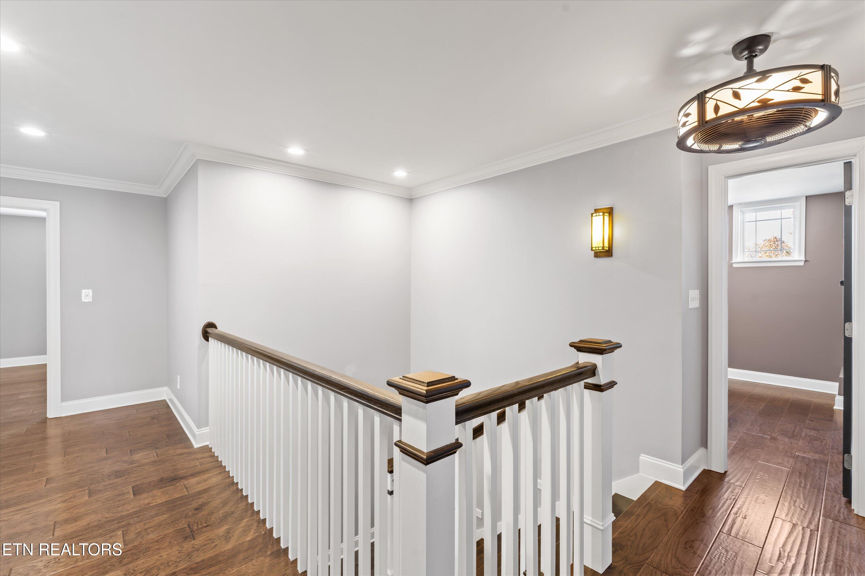 1059 Houston Springs Rd