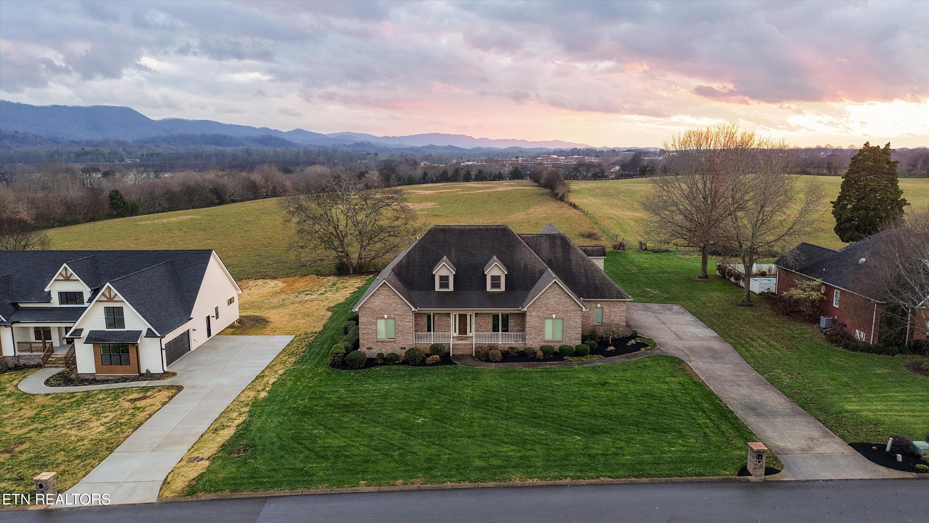 2570 Creekstone Circle