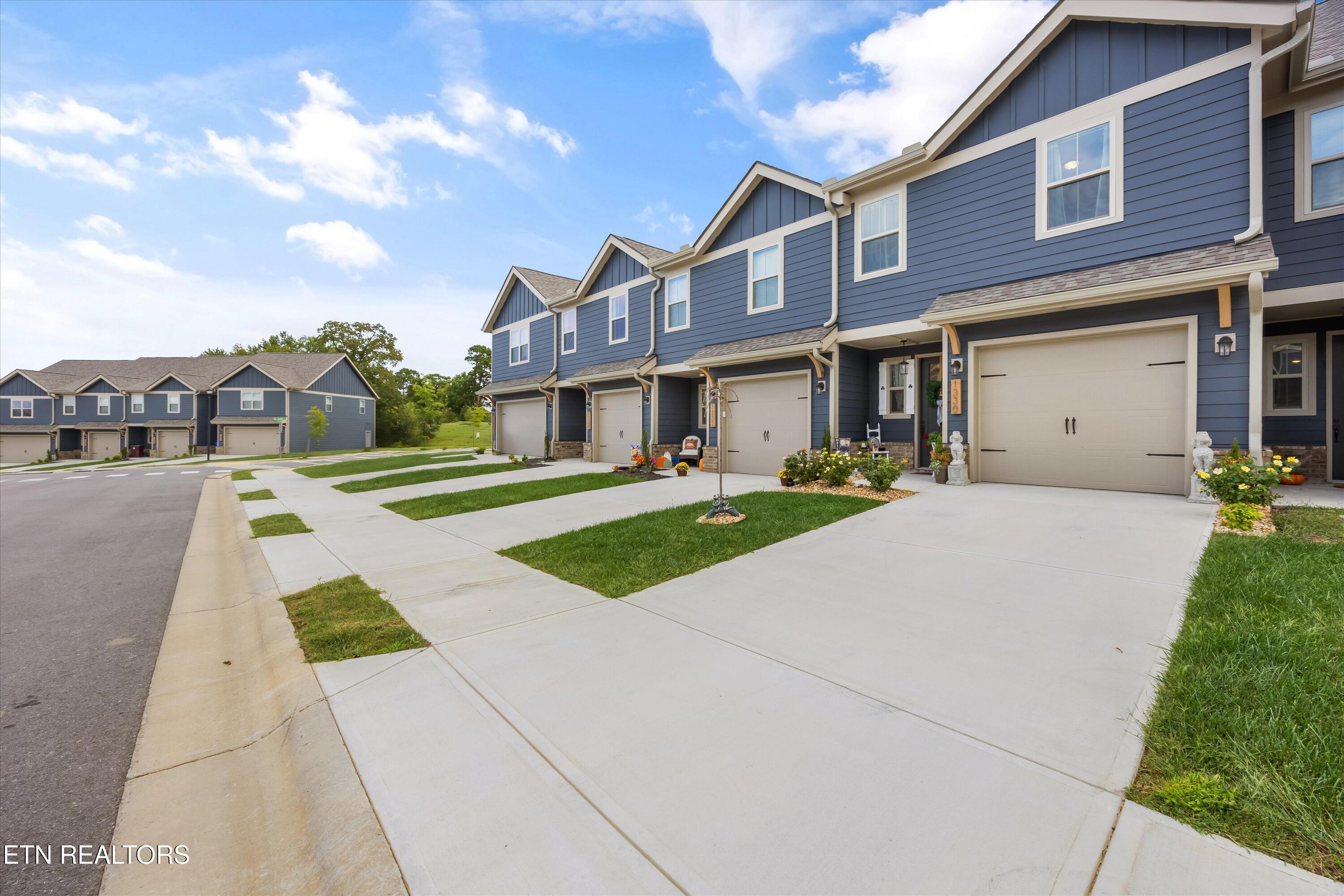 1330 Mountain Quail Circle