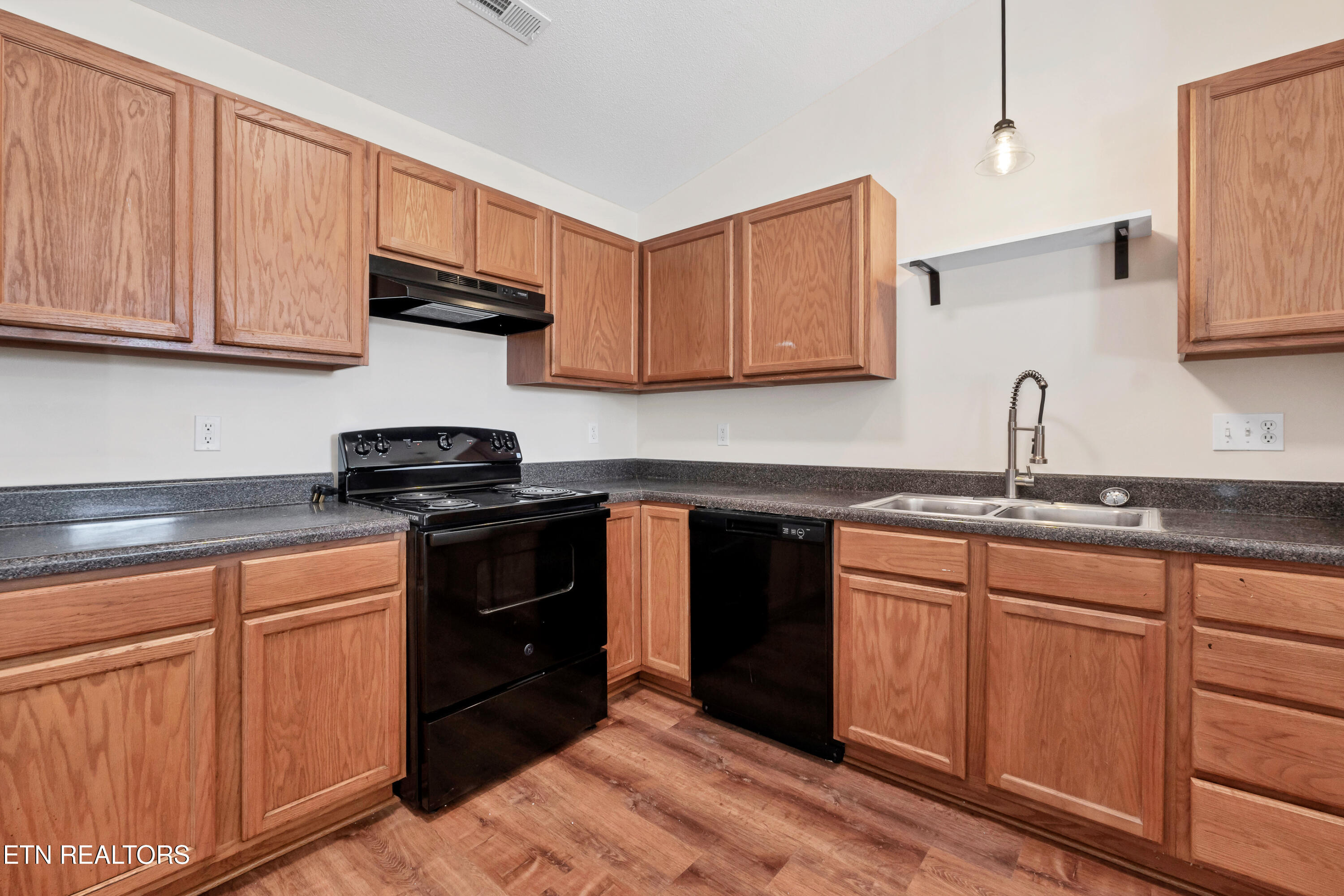 4801 White Poplar Way 17