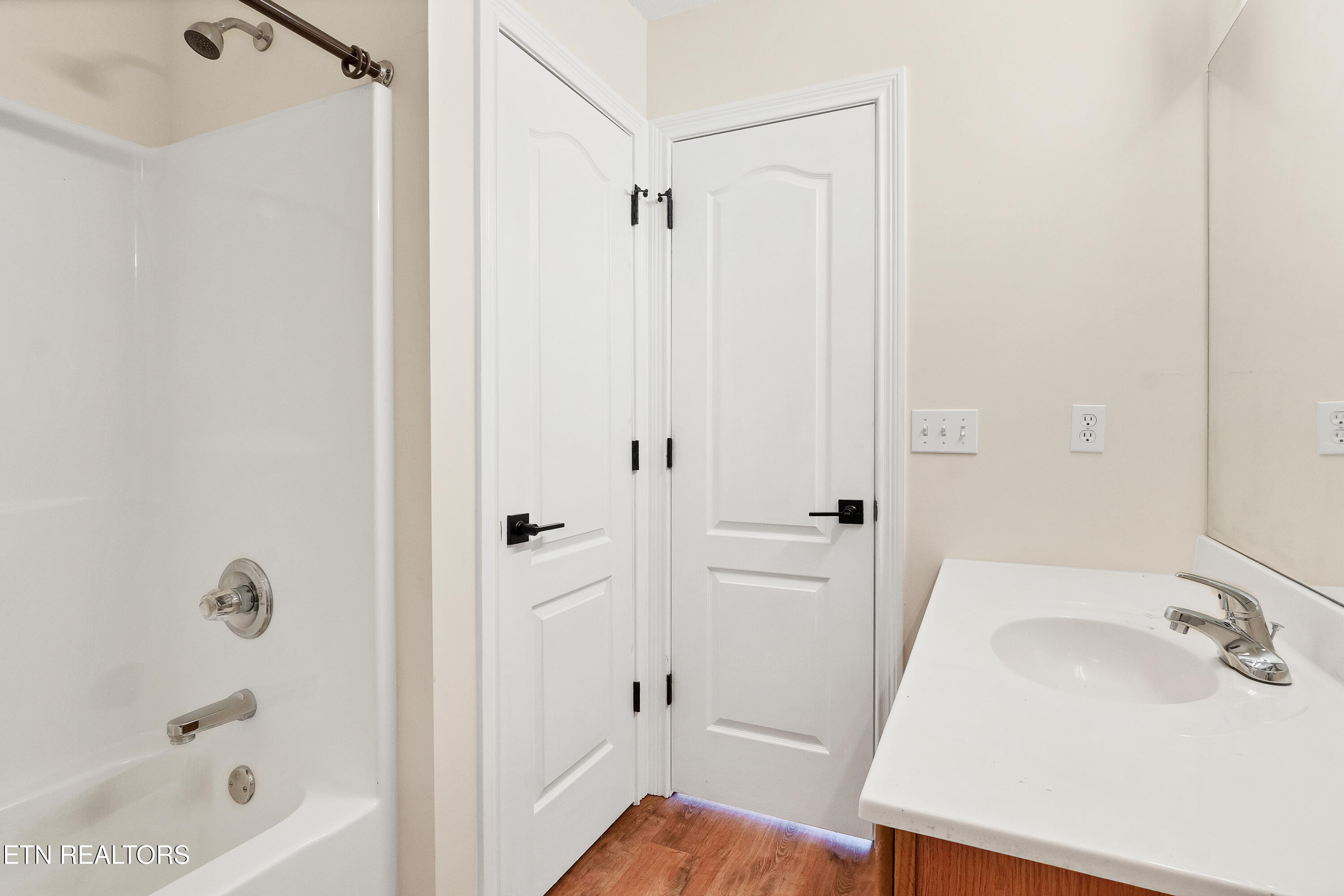 4801 White Poplar Way 17