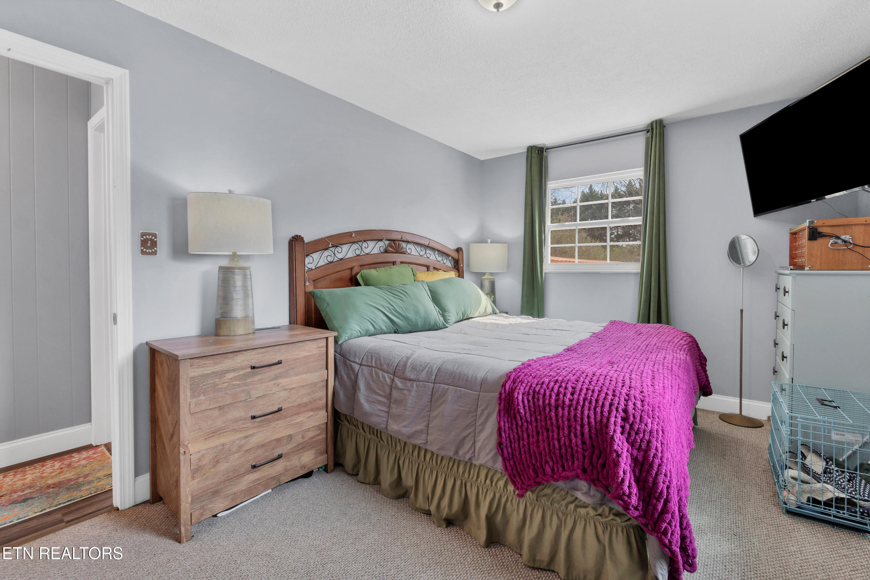 1733 N Parkridge Drive