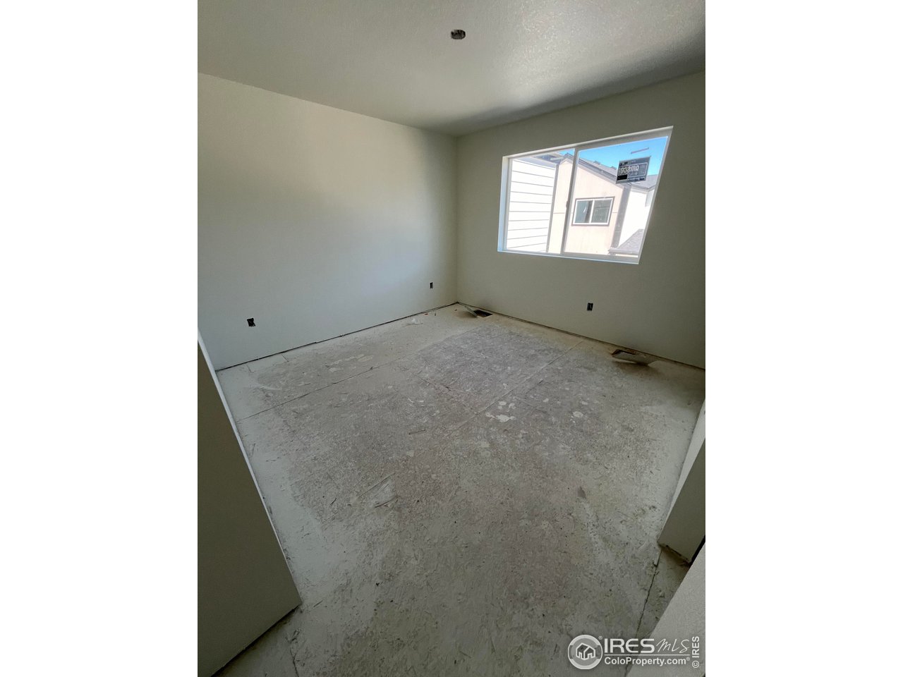3712 Sequoia Ct