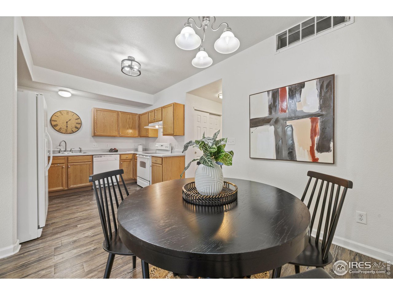 3624 Ponderosa Ct 8