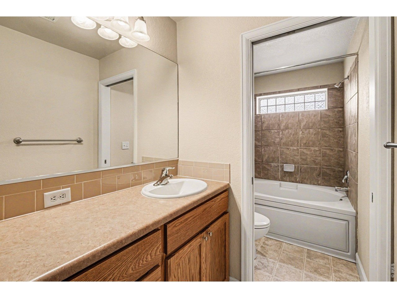 5775 W 29th St 4-405