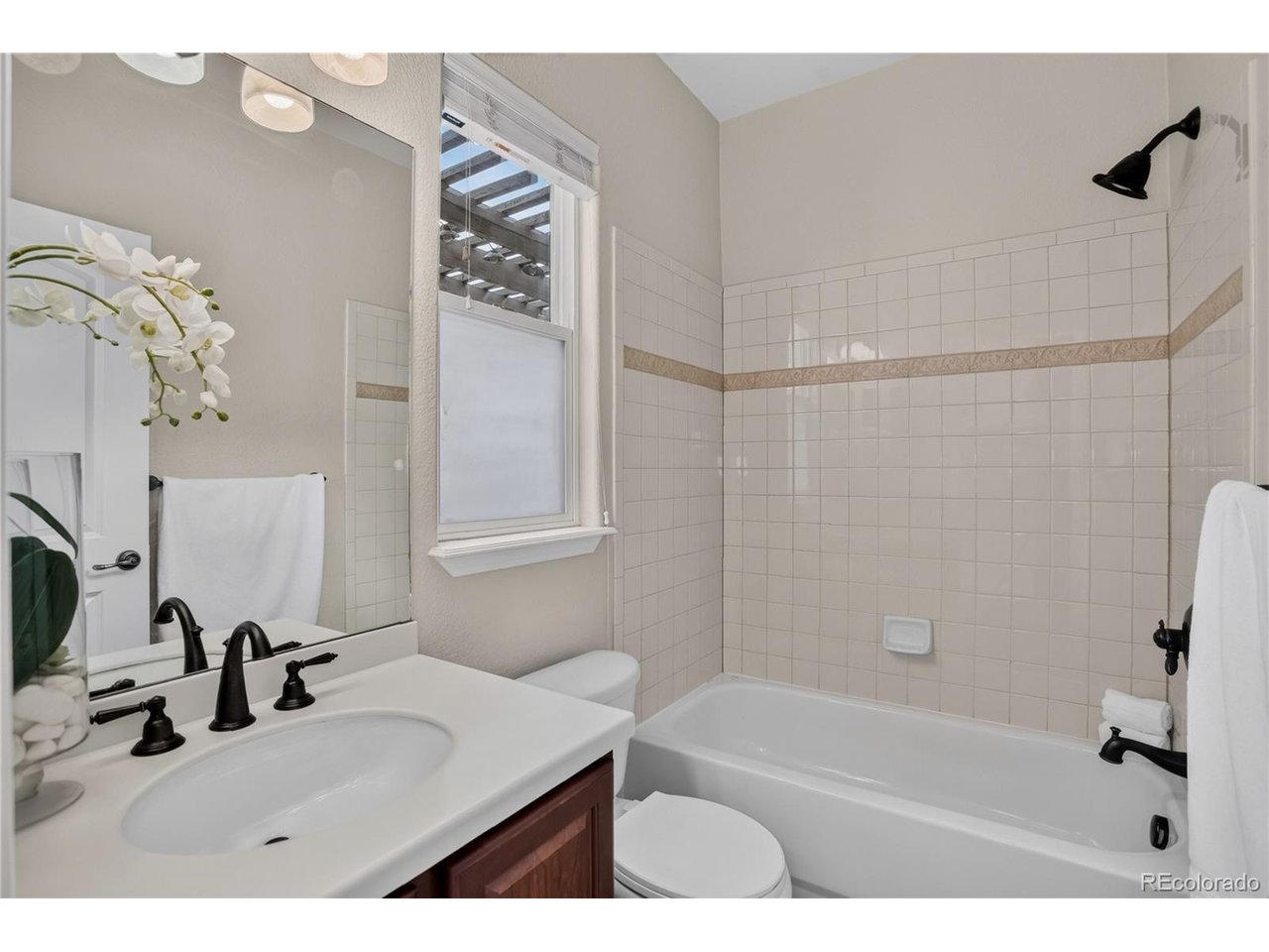 8556 Winding Passage Dr
