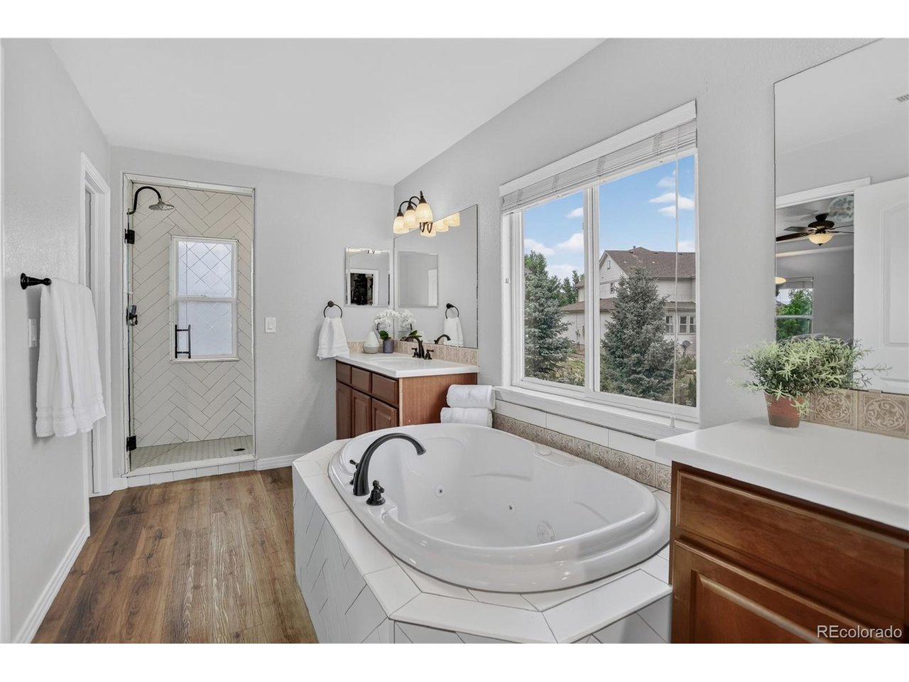 8556 Winding Passage Dr