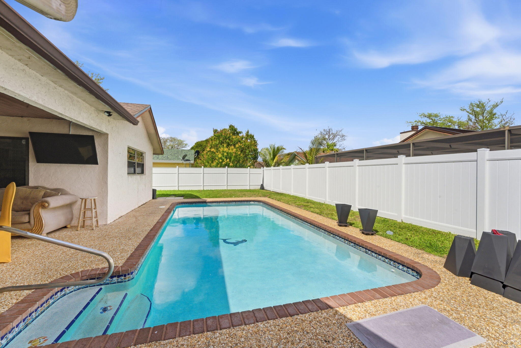 8001 NW 53rd Court