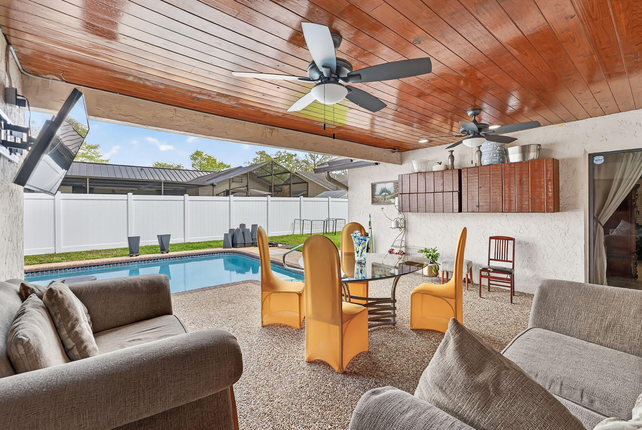 8001 NW 53rd Court