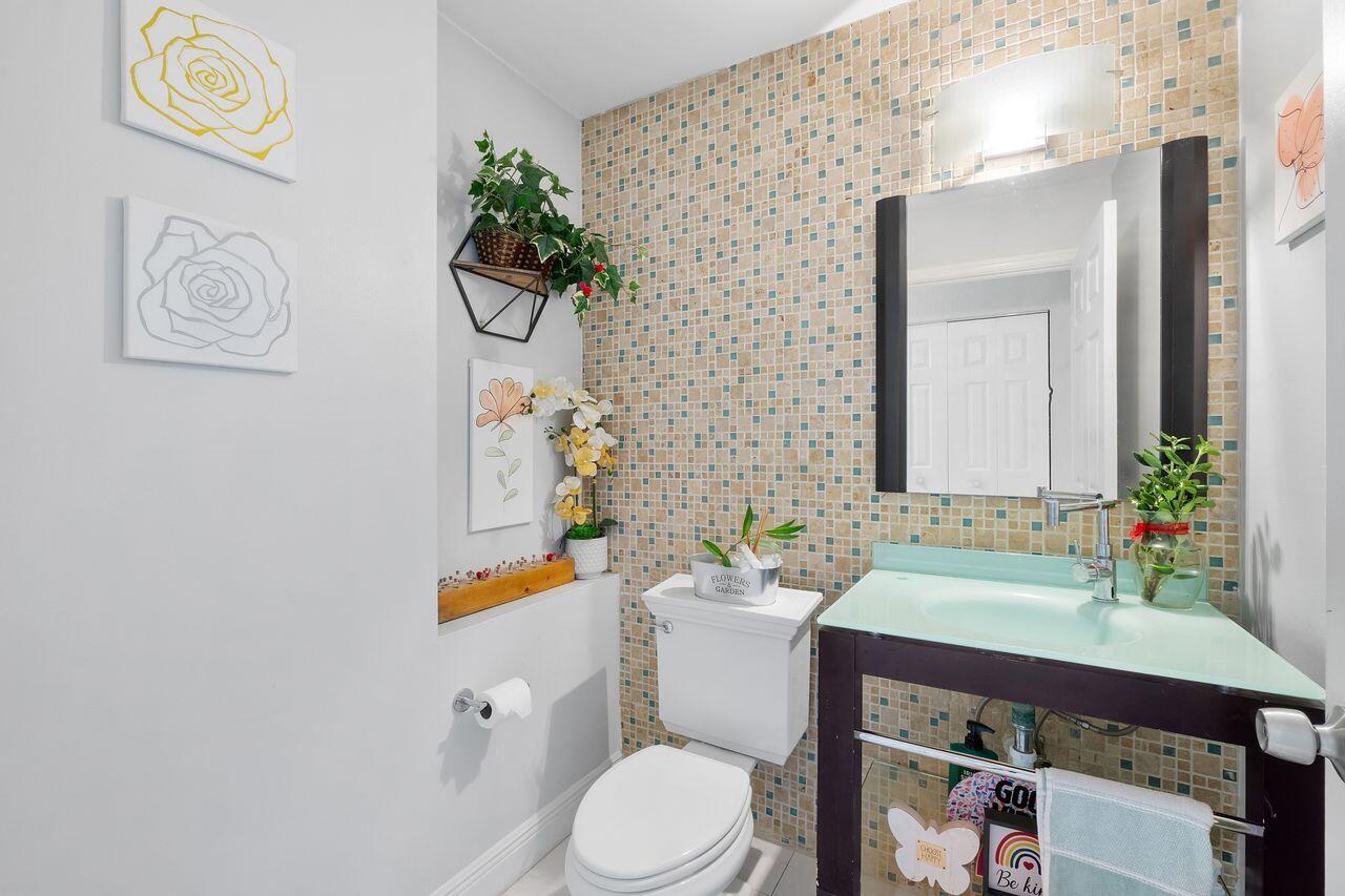 12538 NW 57th Court