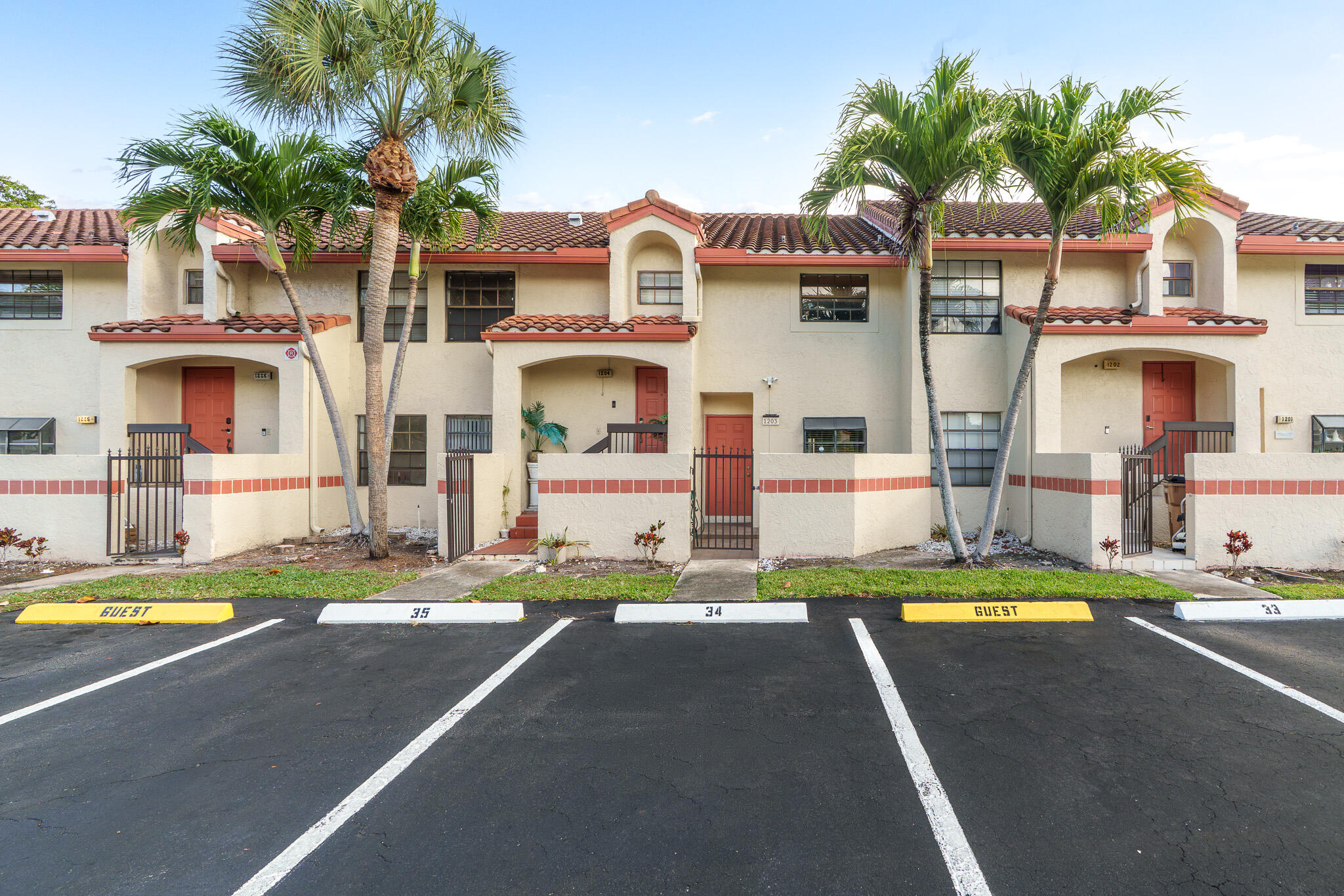 1203 Congressional Way