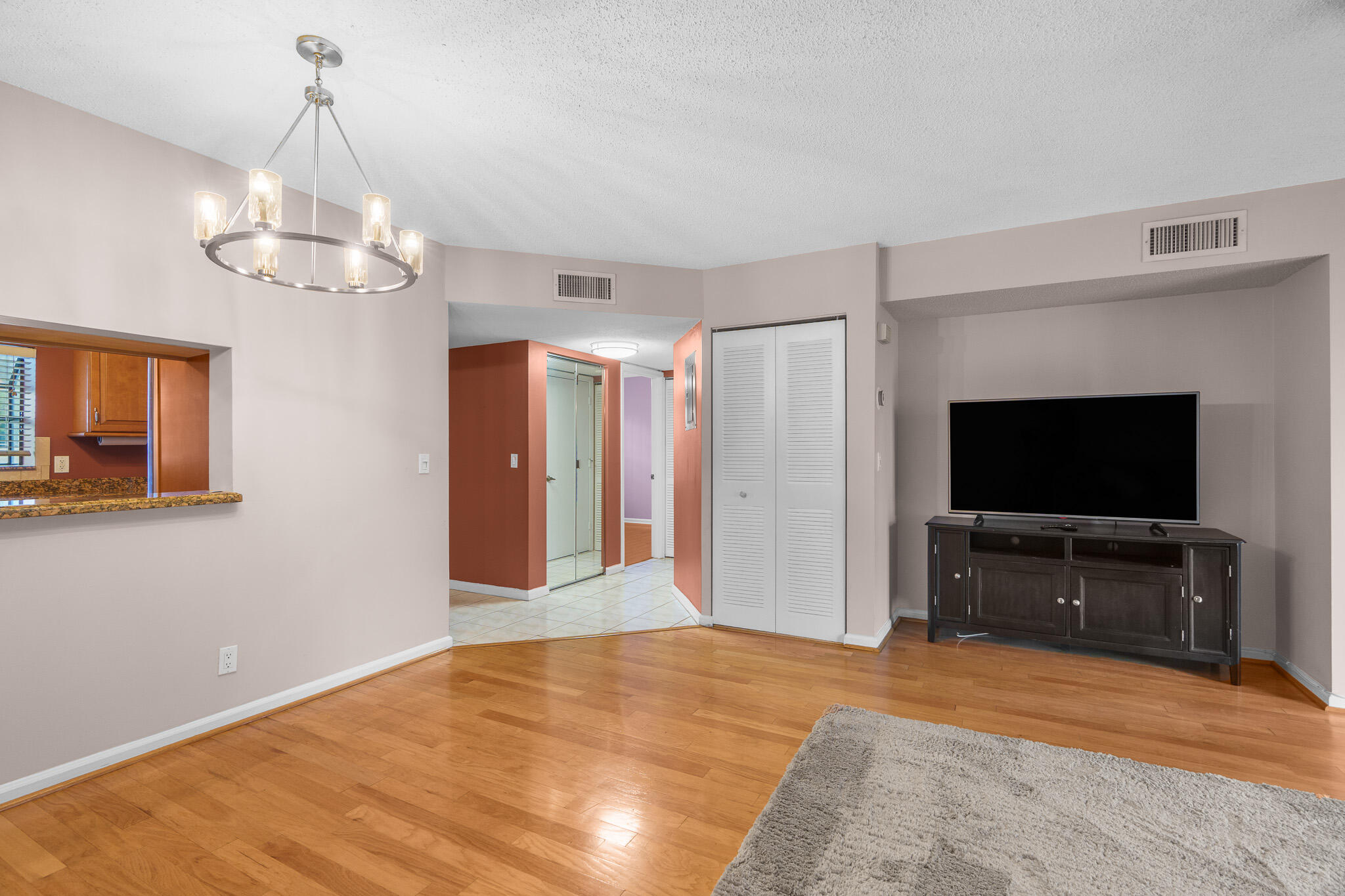 1203 Congressional Way