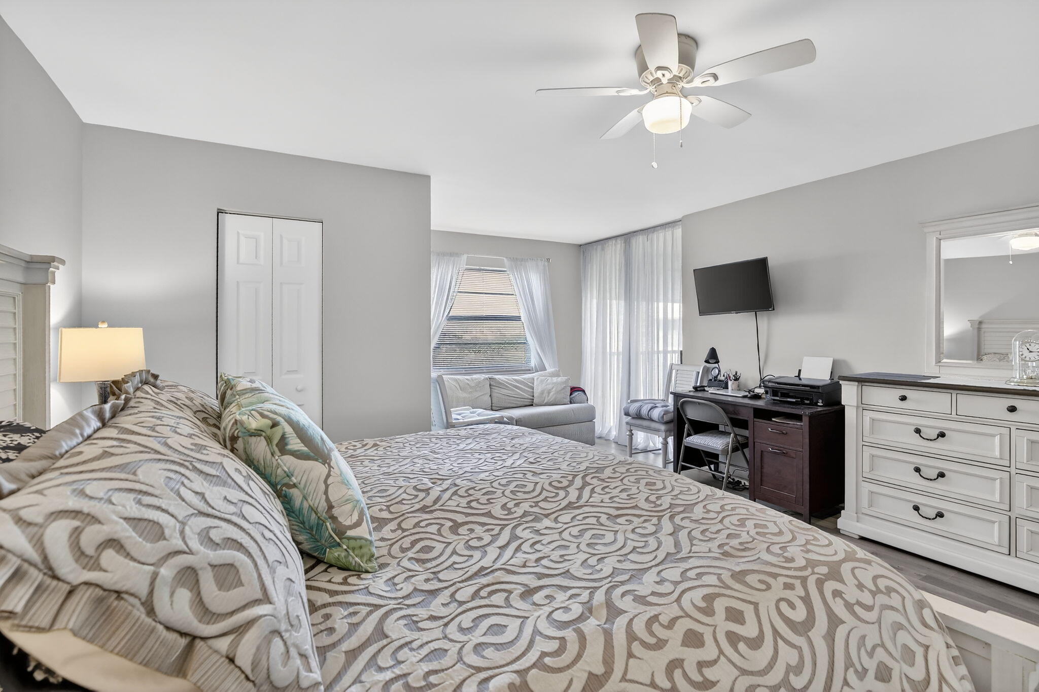 3910 Inverrary Boulevard 802b