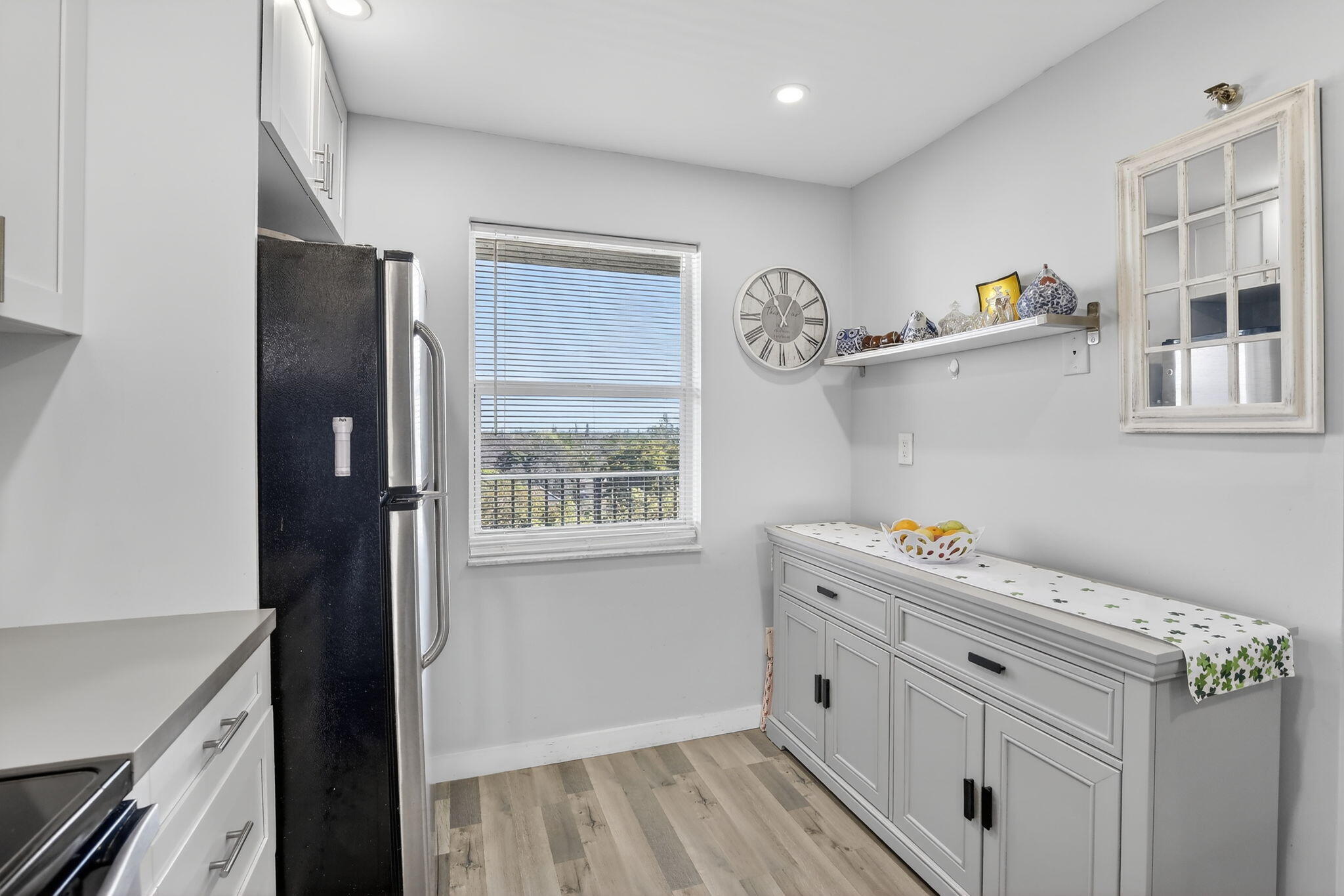 3910 Inverrary Boulevard 802b